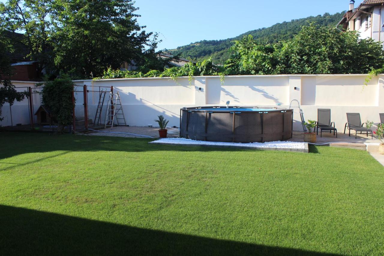 Pretty Garden Villa Orşova Exteriör bild